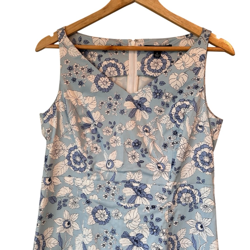 Brooks Brothers Blue and White Stretch Cotton Seersucker Floral Midi Dress, 4 - Picture 2 of 14